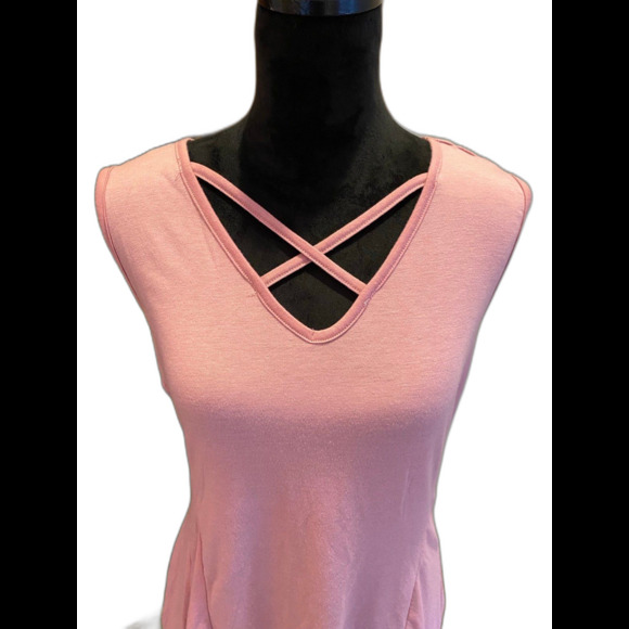 Just Be Pink Top Plus Size 2XL Mauve Blouse Sleeveless Fitted Workout Crisscross - Picture 2 of 6